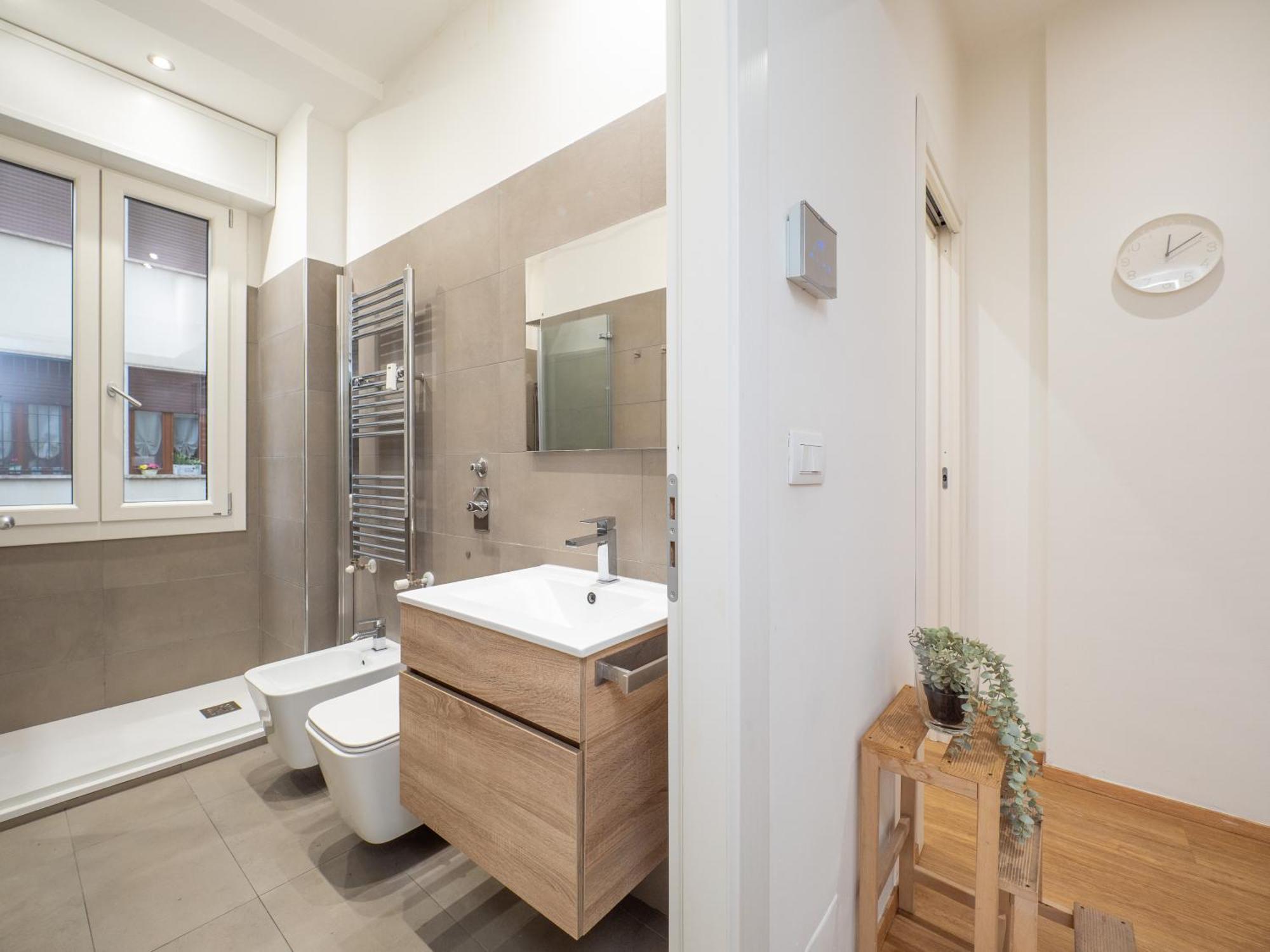 Milano 5 Guests - Modern Apt With Balcony Exterior foto