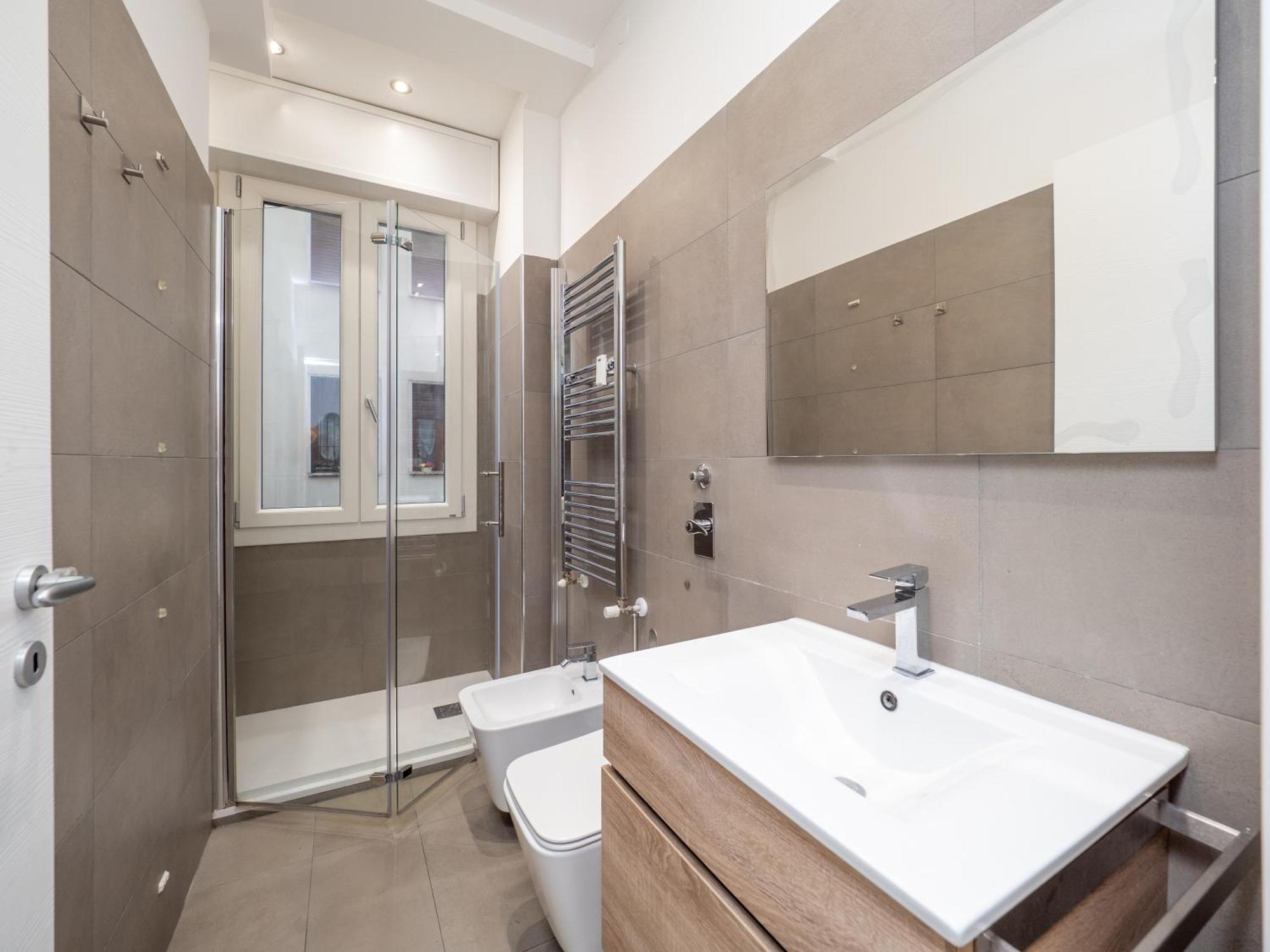 Milano 5 Guests - Modern Apt With Balcony Exterior foto